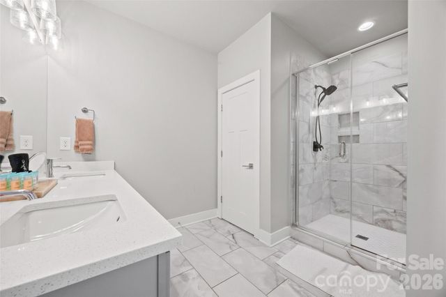 2014 Bryant Park Drive, Charlotte, NC 28208