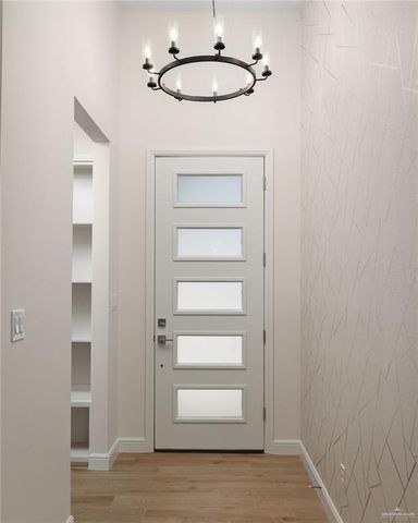 8031 N 48th Lane, Mcallen, TX 78504