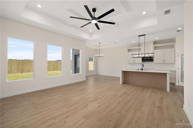 8031 N 48th Lane, Mcallen, TX 78504