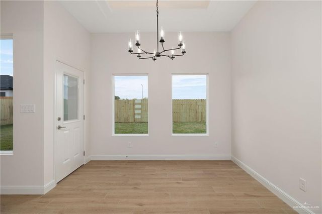 8031 N 48th Lane, Mcallen, TX 78504