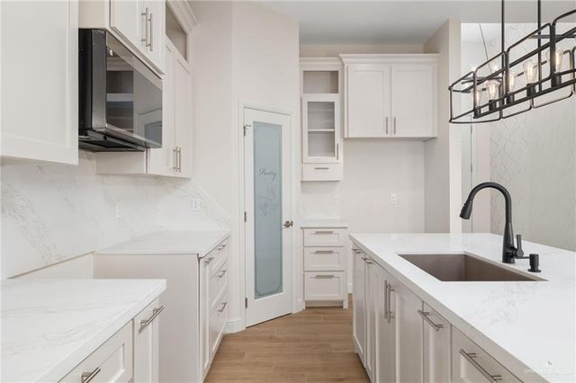 8031 N 48th Lane, Mcallen, TX 78504