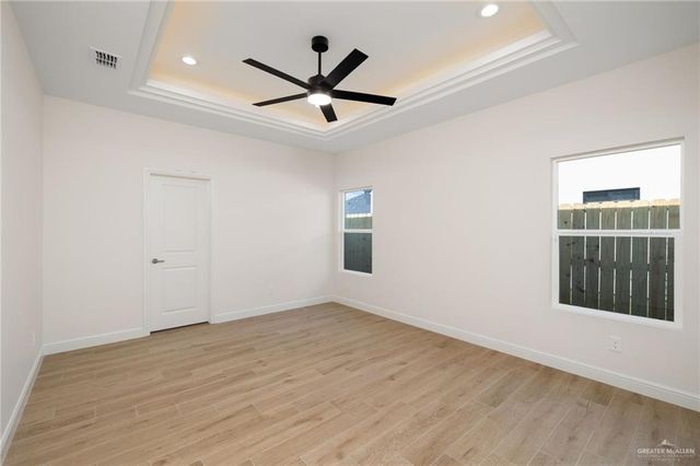 8031 N 48th Lane, Mcallen, TX 78504