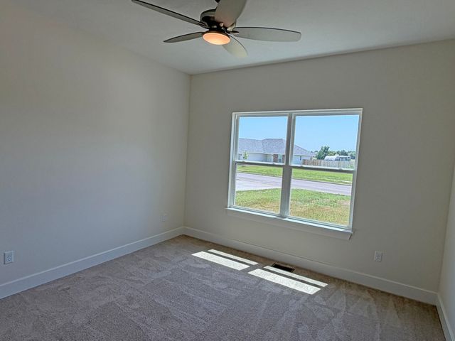 1293 N Maxine Avenue, Nixa, MO 65714