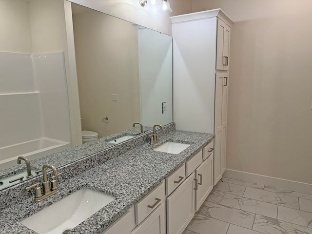 1293 N Maxine Avenue, Nixa, MO 65714