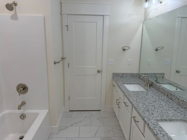 1293 N Maxine Avenue, Nixa, MO 65714