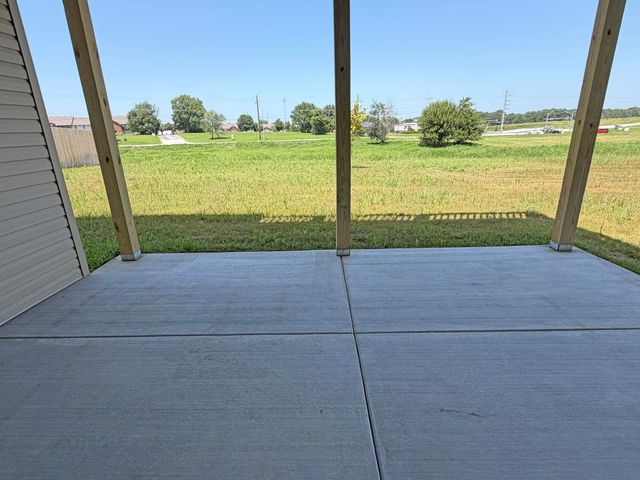 1293 N Maxine Avenue, Nixa, MO 65714