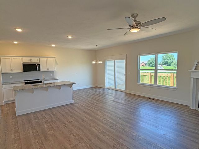 1293 N Maxine Avenue, Nixa, MO 65714