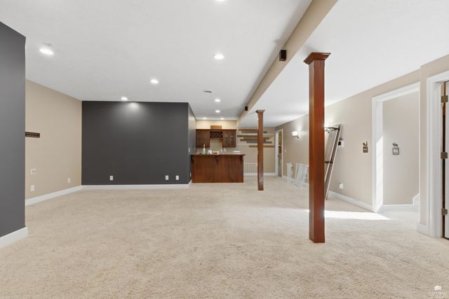 8739 William Drive, Manhattan, KS 66502