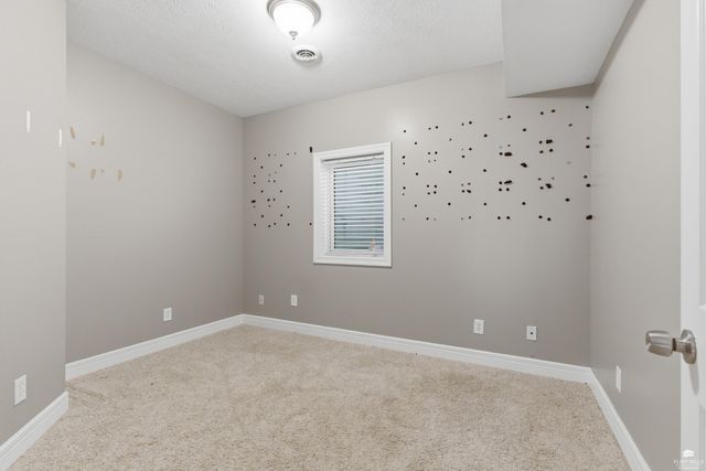 8739 William Drive, Manhattan, KS 66502