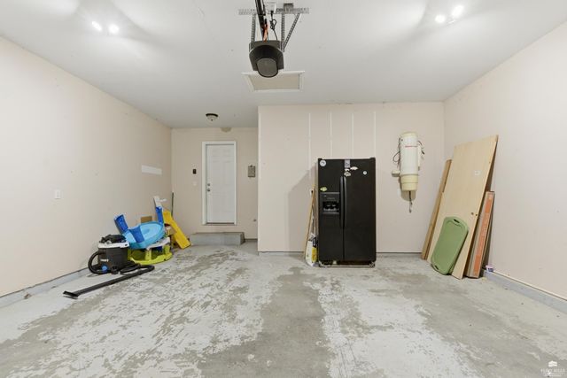 8739 William Drive, Manhattan, KS 66502