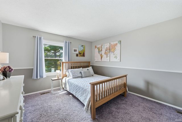 7020 E CR 900 N, Albany, IN 47320