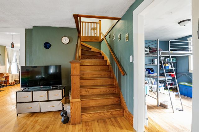 162 Caswell Avenue, Derby, VT 05830