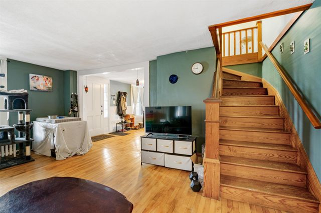 162 Caswell Avenue, Derby, VT 05830