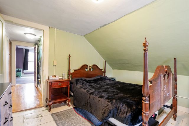 162 Caswell Avenue, Derby, VT 05830