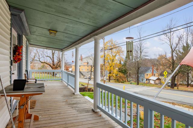 162 Caswell Avenue, Derby, VT 05830