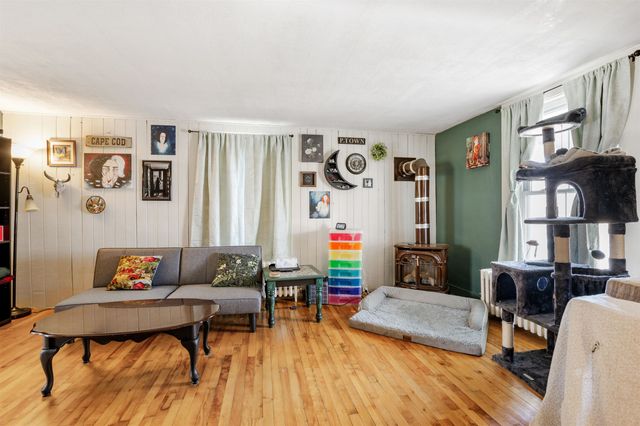 162 Caswell Avenue, Derby, VT 05830