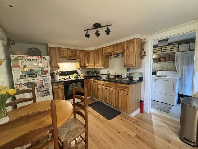 30-32 North Champlain Street, Burlington, VT 05401