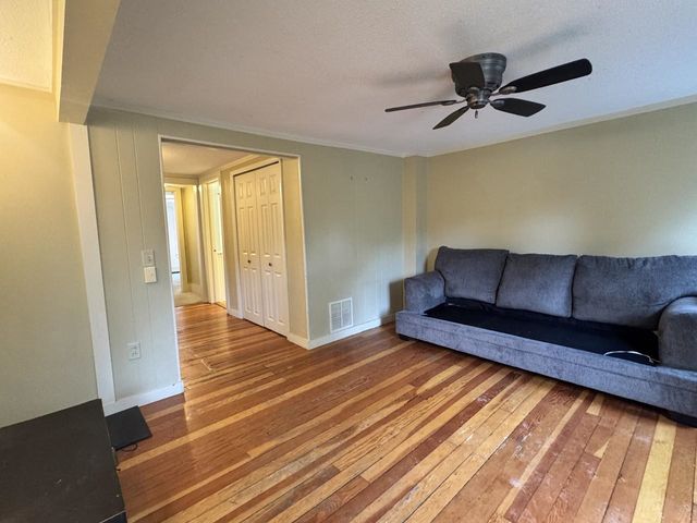 30-32 North Champlain Street, Burlington, VT 05401