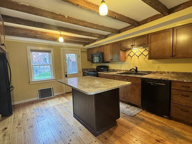 30-32 North Champlain Street, Burlington, VT 05401