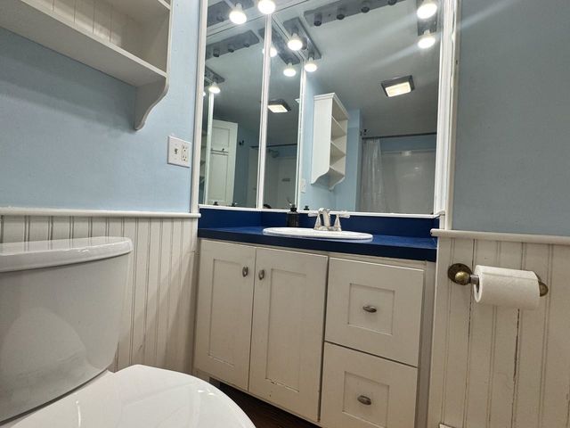 30-32 North Champlain Street, Burlington, VT 05401