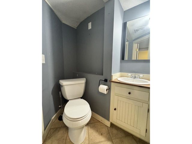 30-32 North Champlain Street, Burlington, VT 05401