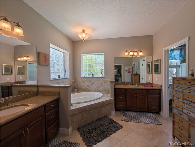 556 NW Fern Drive, Crystal River, FL 34428