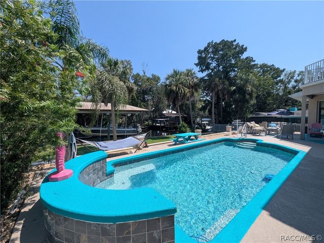 556 NW Fern Drive, Crystal River, FL 34428