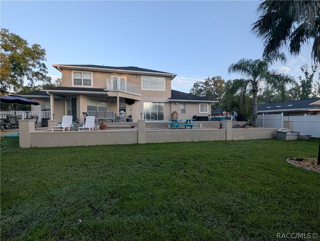 556 NW Fern Drive, Crystal River, FL 34428