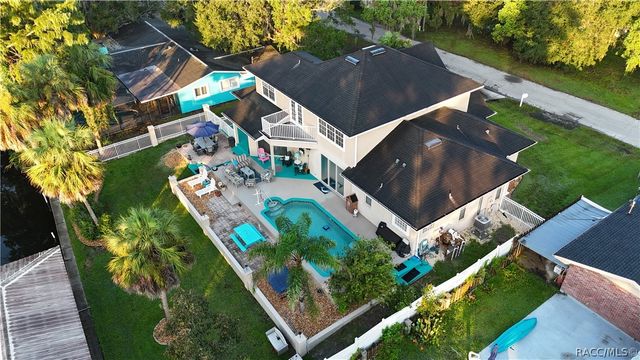 556 NW Fern Drive, Crystal River, FL 34428