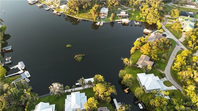556 NW Fern Drive, Crystal River, FL 34428