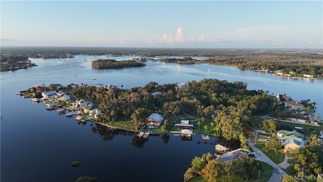 556 NW Fern Drive, Crystal River, FL 34428