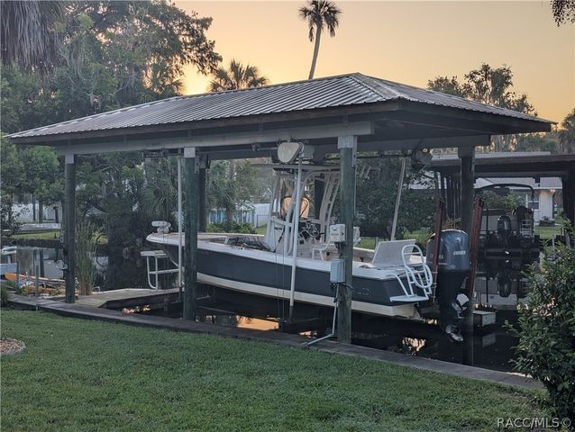 556 NW Fern Drive, Crystal River, FL 34428