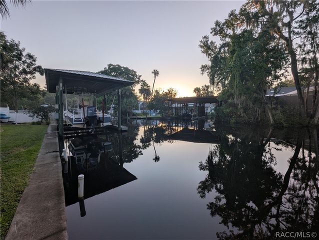 556 NW Fern Drive, Crystal River, FL 34428