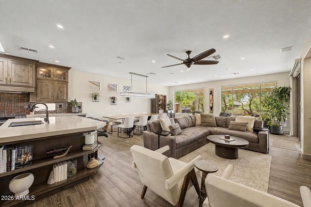 40726 N NOBLE HAWK Court, Phoenix, AZ 85086
