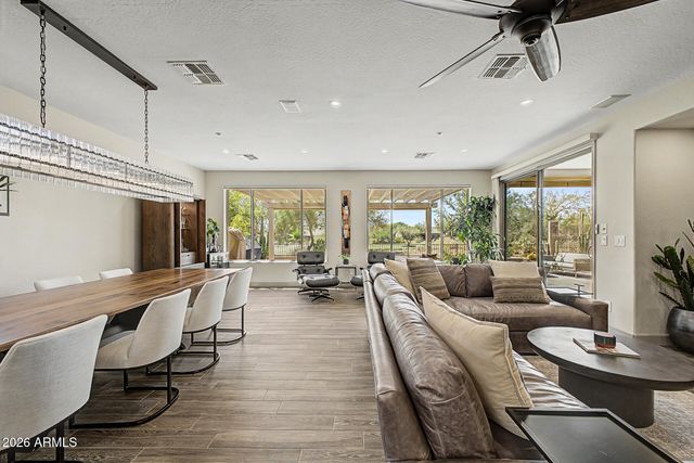 40726 N NOBLE HAWK Court, Phoenix, AZ 85086