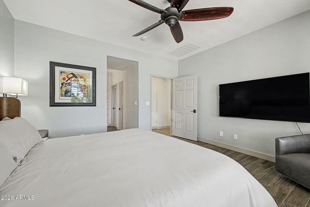 40726 N NOBLE HAWK Court, Phoenix, AZ 85086