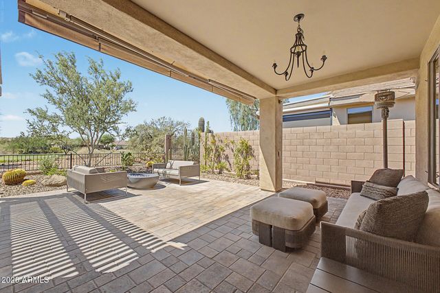 40726 N NOBLE HAWK Court, Phoenix, AZ 85086