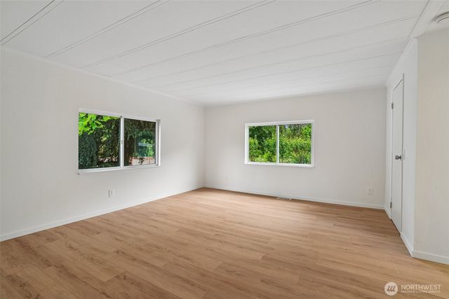 219 105th Avenue E, Edgewood, WA 98372