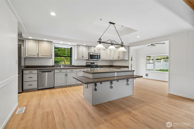 219 105th Avenue E, Edgewood, WA 98372
