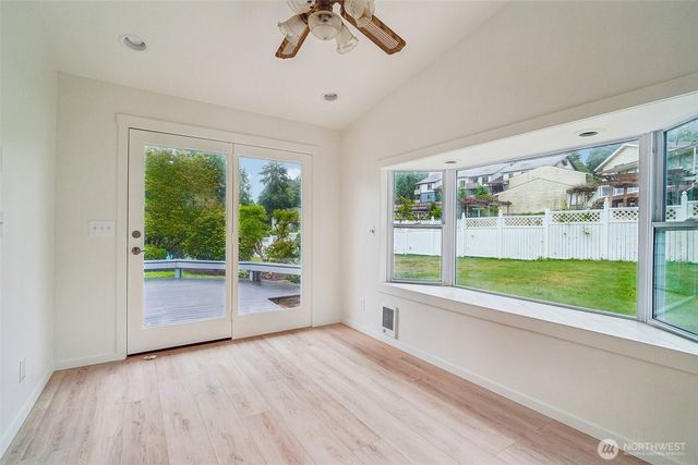219 105th Avenue E, Edgewood, WA 98372