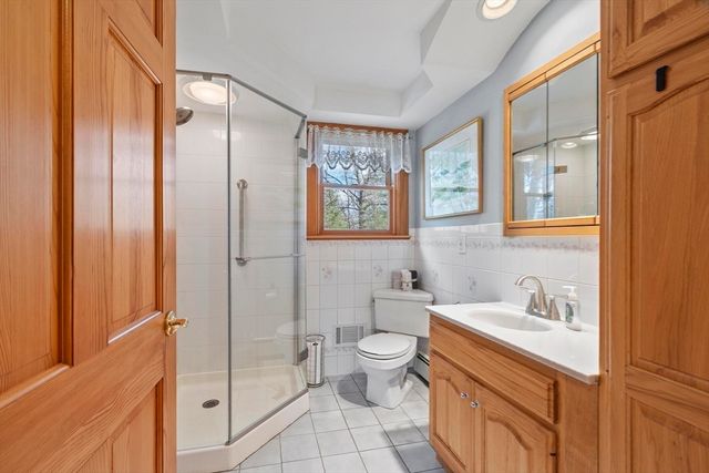 17 Drexel Drive, Chelmsford, MA 01863