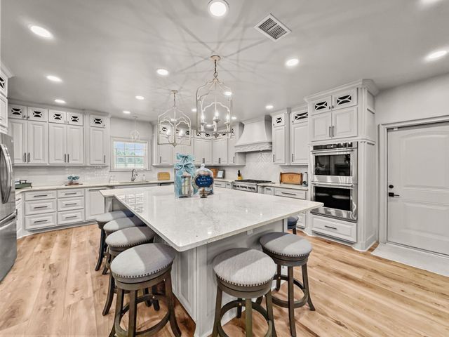 5013 Hell's Gate Loop, Possum Kingdom Lake, TX 76449