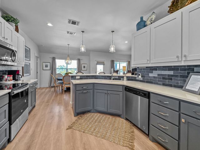 5013 Hell's Gate Loop, Possum Kingdom Lake, TX 76449