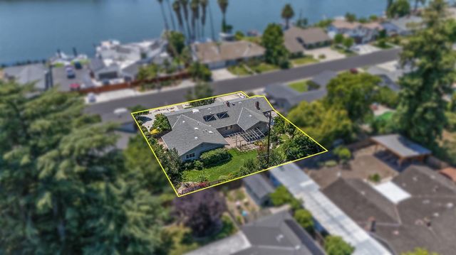 4223 Riviera Drive, Stockton, CA 95204