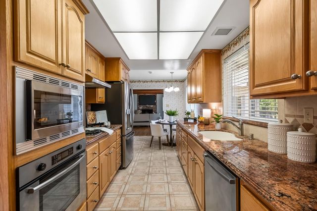 4223 Riviera Drive, Stockton, CA 95204