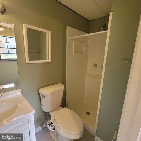 23 JERMYN CT, Sterling, VA 20165