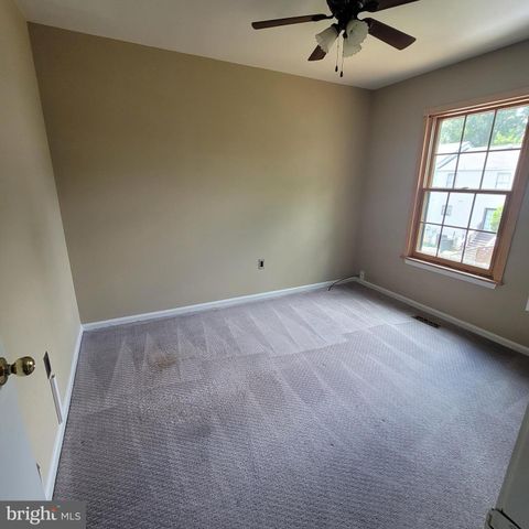 23 JERMYN CT, Sterling, VA 20165