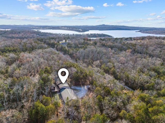 845 Alyeska Point Road, Lampe, MO 65681