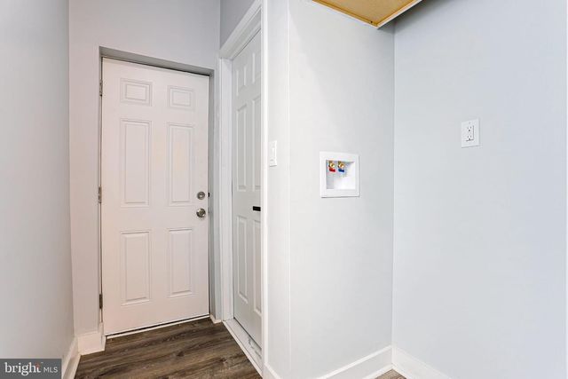 2825 E VICTORIA ST, Philadelphia, PA 19134