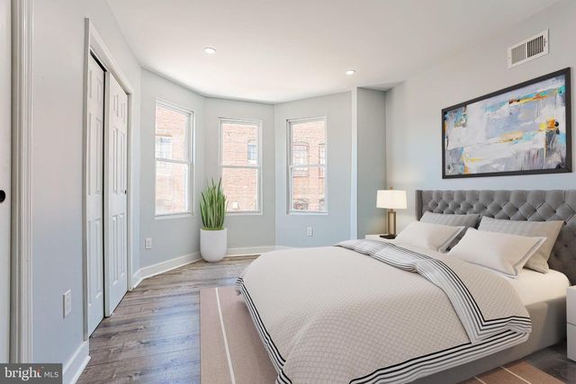 2825 E VICTORIA ST, Philadelphia, PA 19134